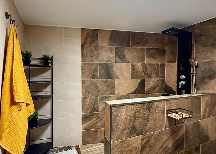 Y Lofts Makana Penzion