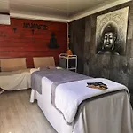 بيت ضيافة Y Lofts Makana *