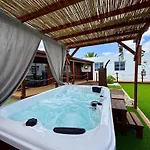 Y Lofts Makana