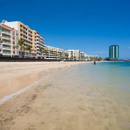 Y Lofts Makana بيت ضيافة بلايا بلانكا