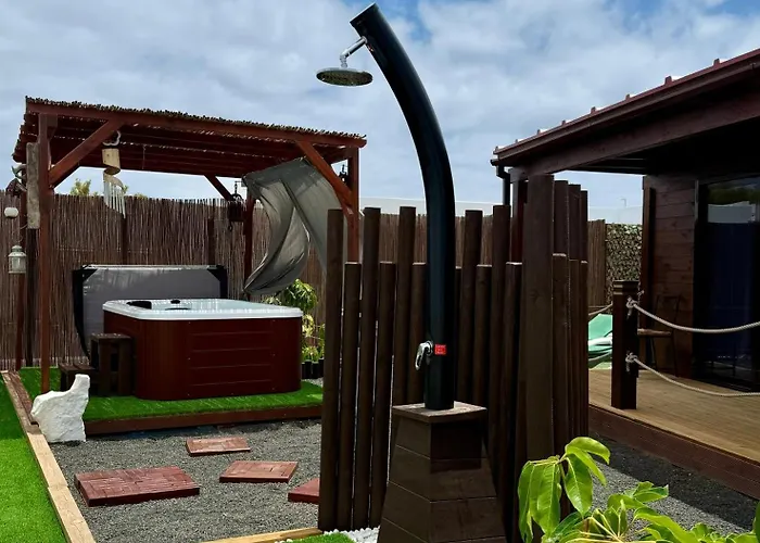 Guest house Y Lofts Makana Playa Blanca (Lanzarote)