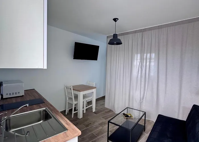 Y Lofts Makana Guest house *