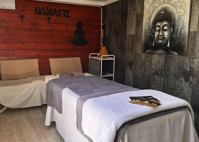 בית הארחה Y Lofts Makana *