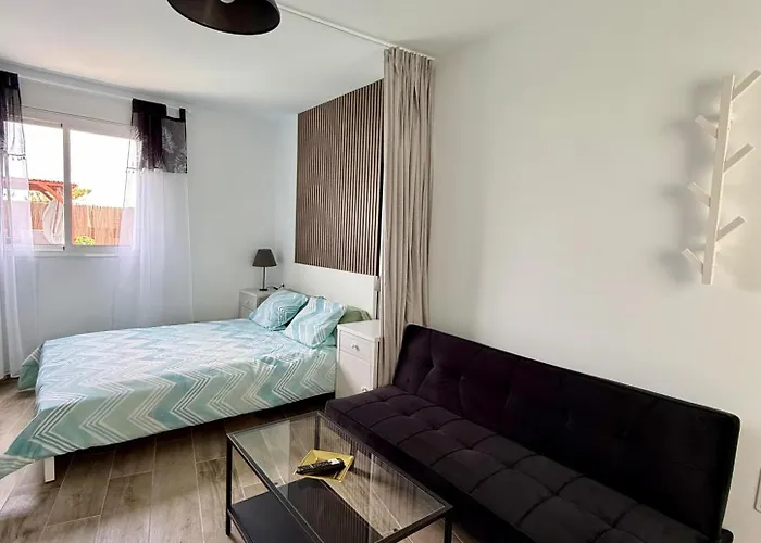 בית הארחה Y Lofts Makana